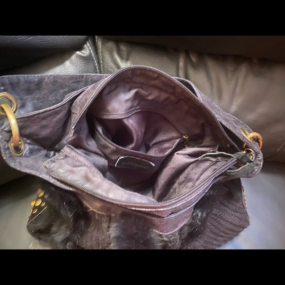 Black fur bag - Picture 3 of 3